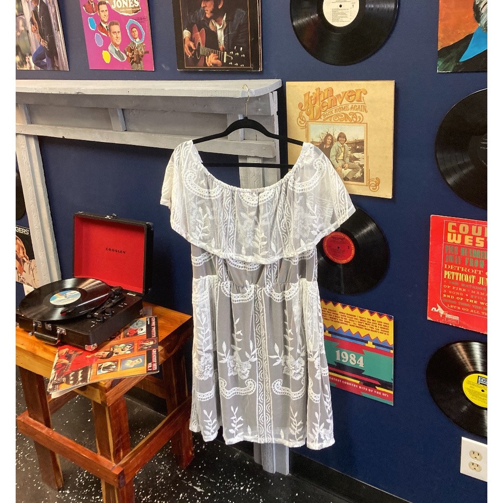 White lace dress